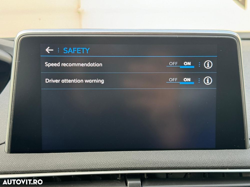 Peugeot 3008 1.5 BlueHDI S&S EAT8 Active - 18