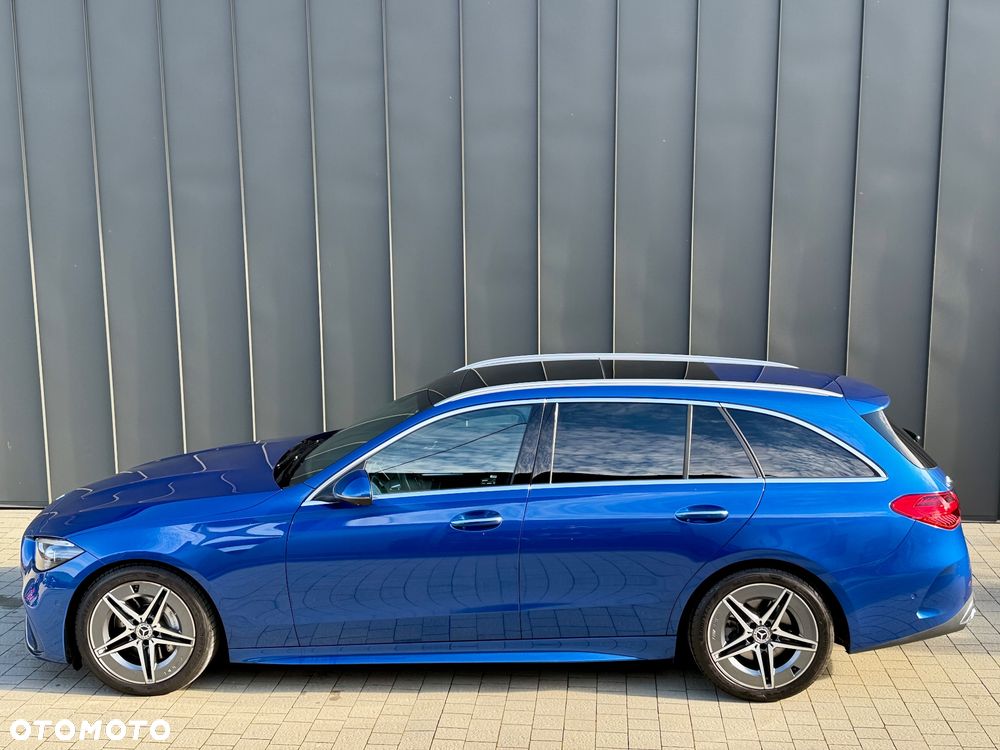 Mercedes-Benz C-Class 2023 photo 5
