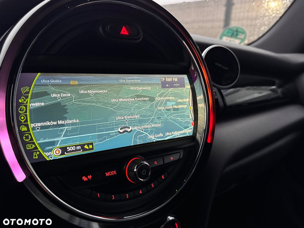 MINI Cooper Standard - 22