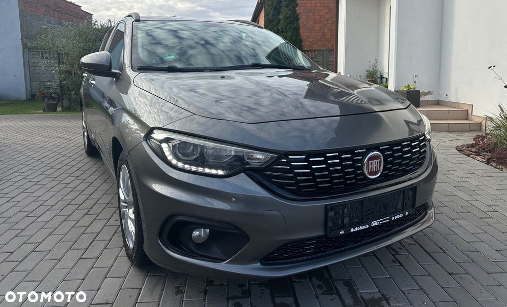 Fiat Tipo 1.6 MultiJet 16v Lounge - 16
