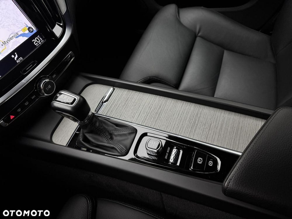Volvo V60 D4 Inscription - 28