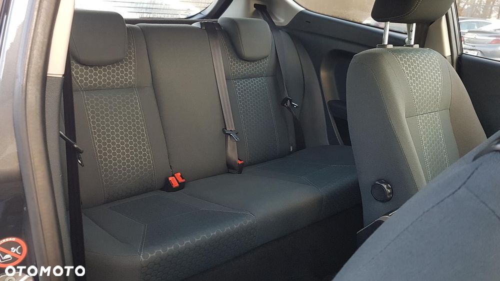 Ford Fiesta 1.25 Titanium - 27