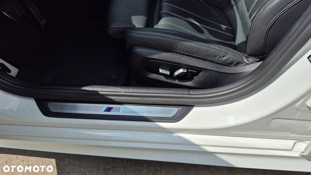 BMW Seria 5 - 25