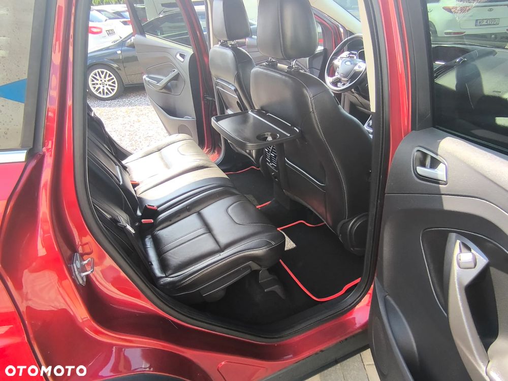 Ford Kuga 2.0 TDCi FWD Titanium - 25