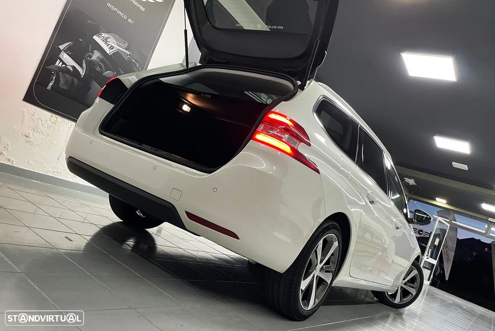 Peugeot 308 SW 1.6 e-HDi Allure J17 - 24