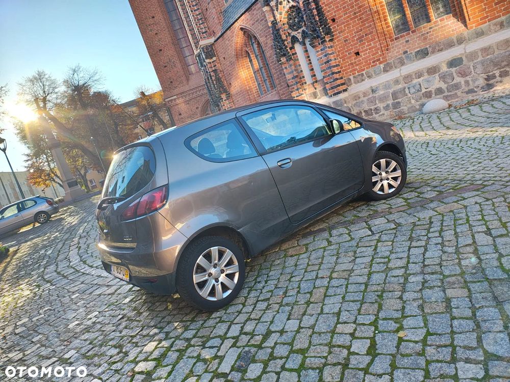 Mitsubishi Colt - 21