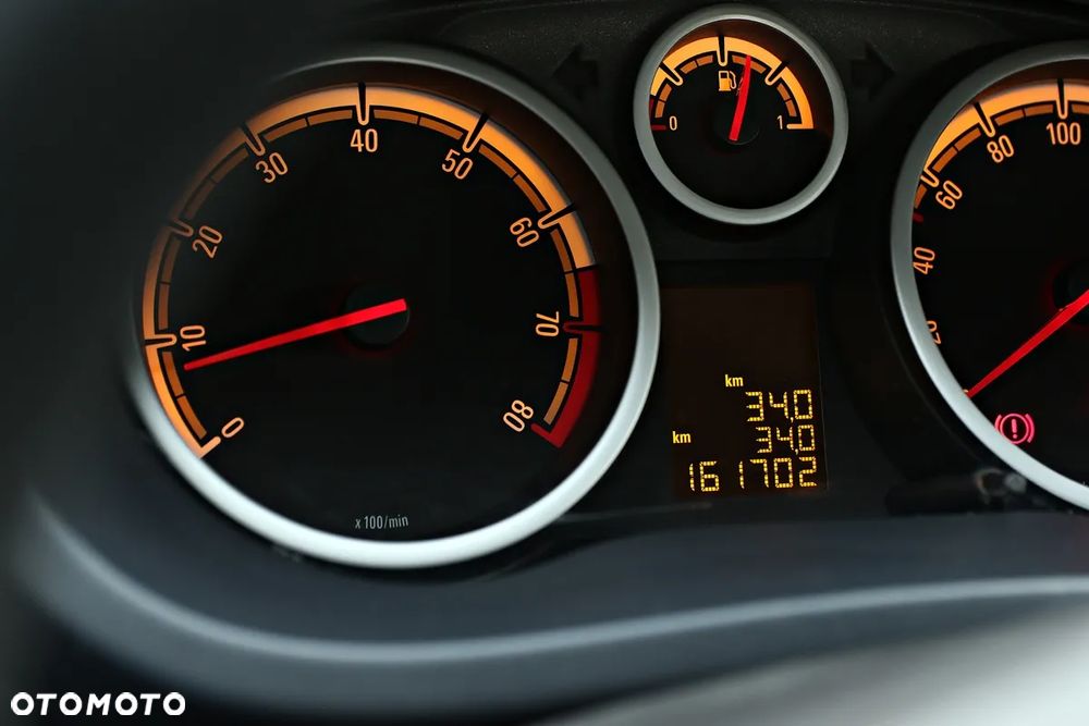 Opel Corsa 1.2 16V - 37