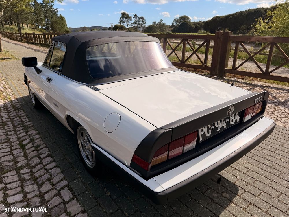 Alfa Romeo Spider 1.6 - 13