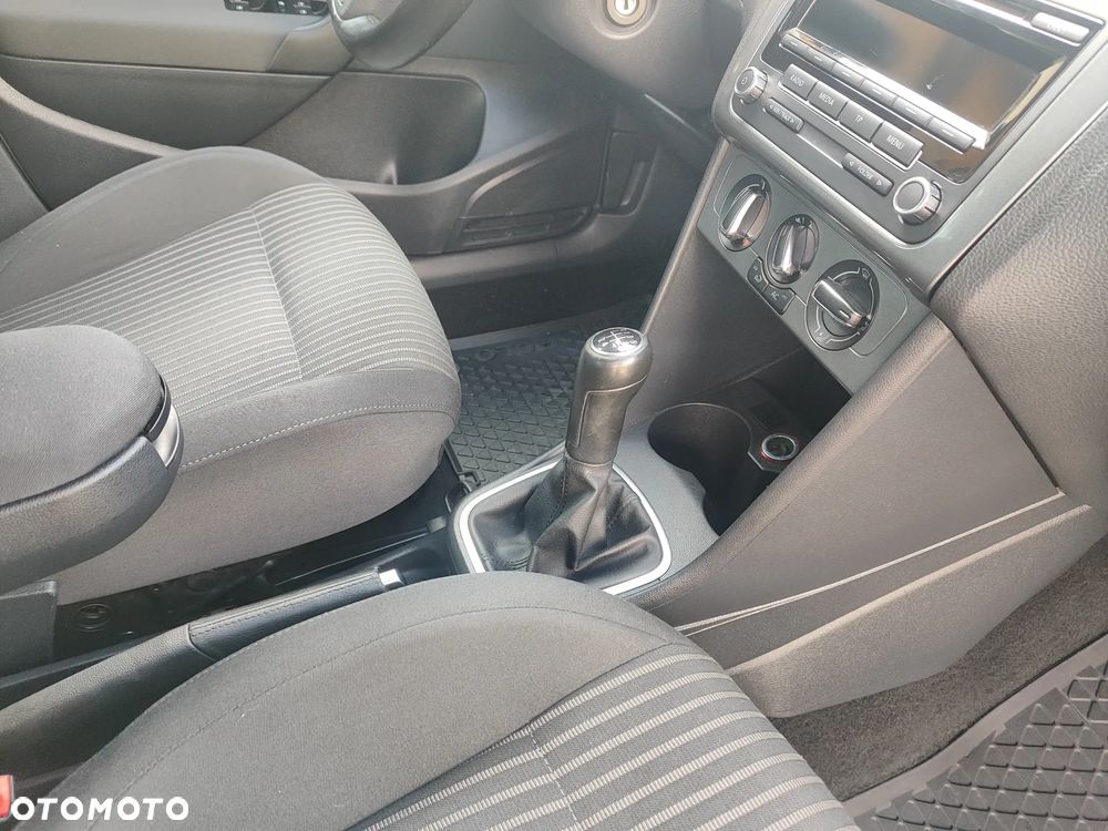 Volkswagen Polo - 23