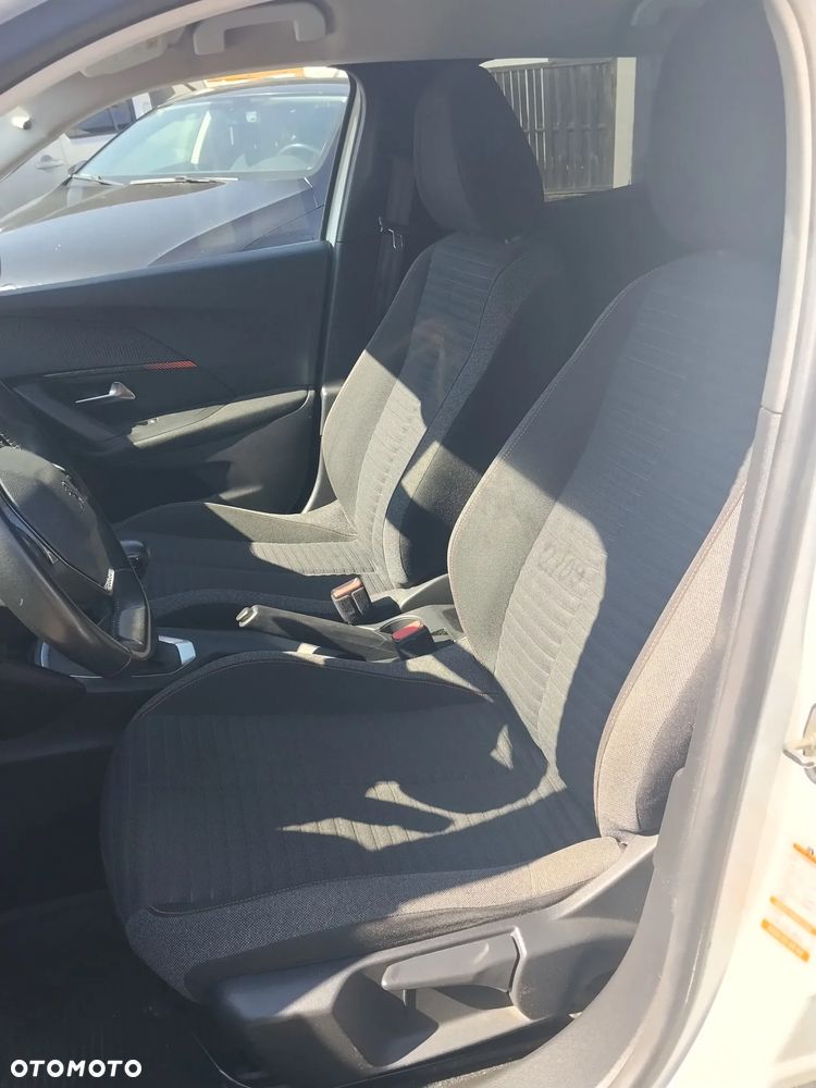 Peugeot 2008 1.5 BlueHDi Active - 19