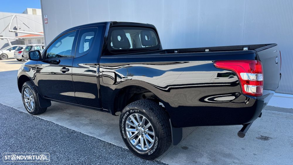 Mitsubishi L-200 Fiat Fullback 2.4 TD C/ 3 Lugares - 17