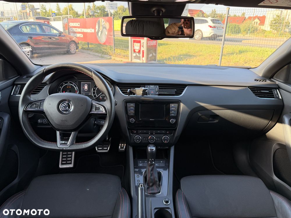 Skoda Octavia 2.0 TSI RS DSG - 10