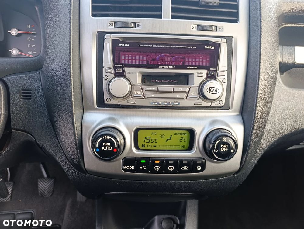 Kia Sportage 2.0 CRDI 4WD Cup - 24