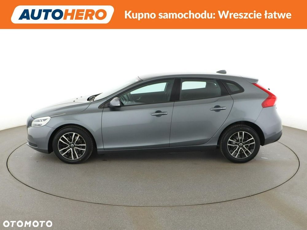 Volvo V40 T2 Momentum - 3