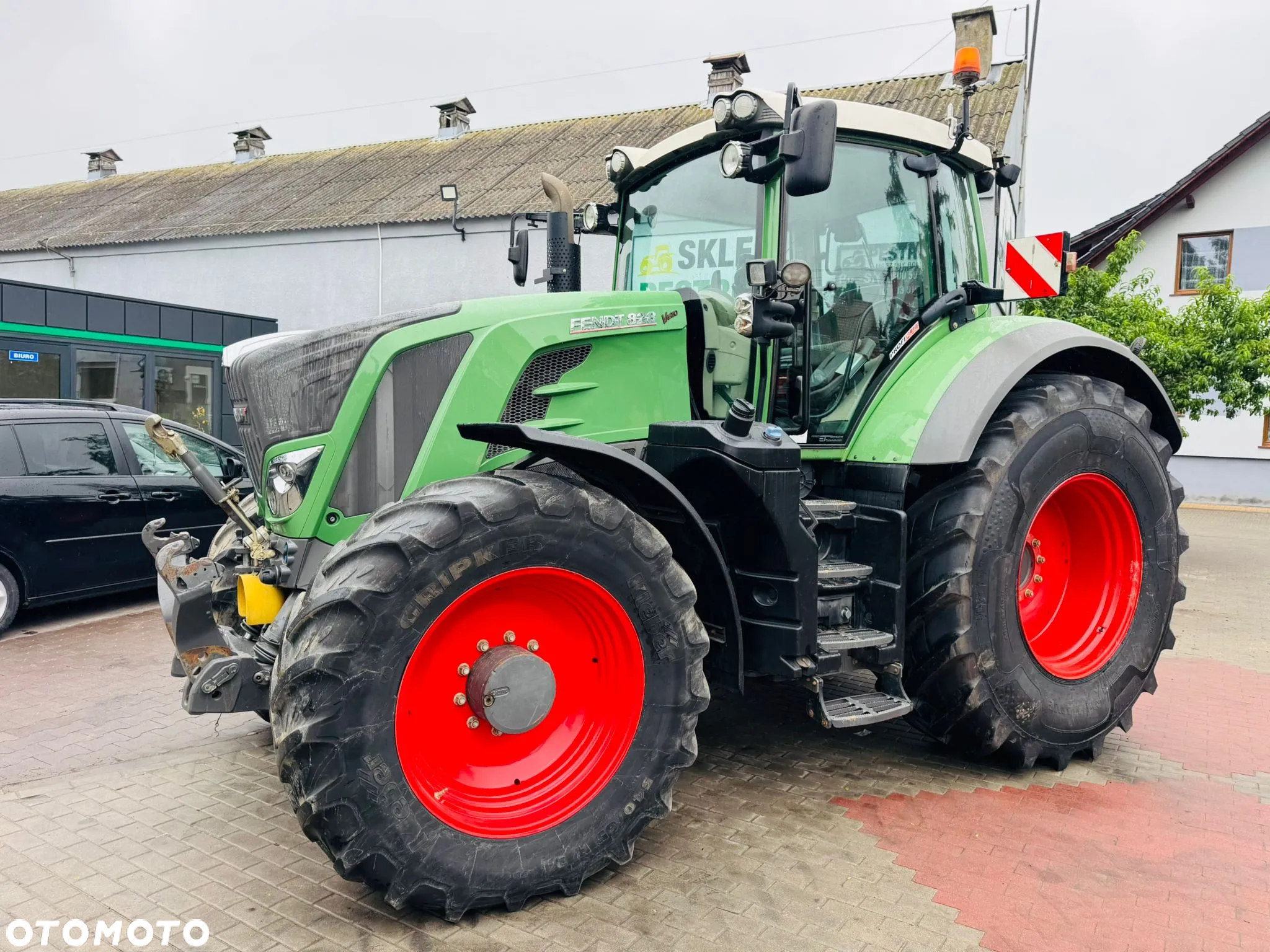 Fendt 828 Vario Profi Plus - 11