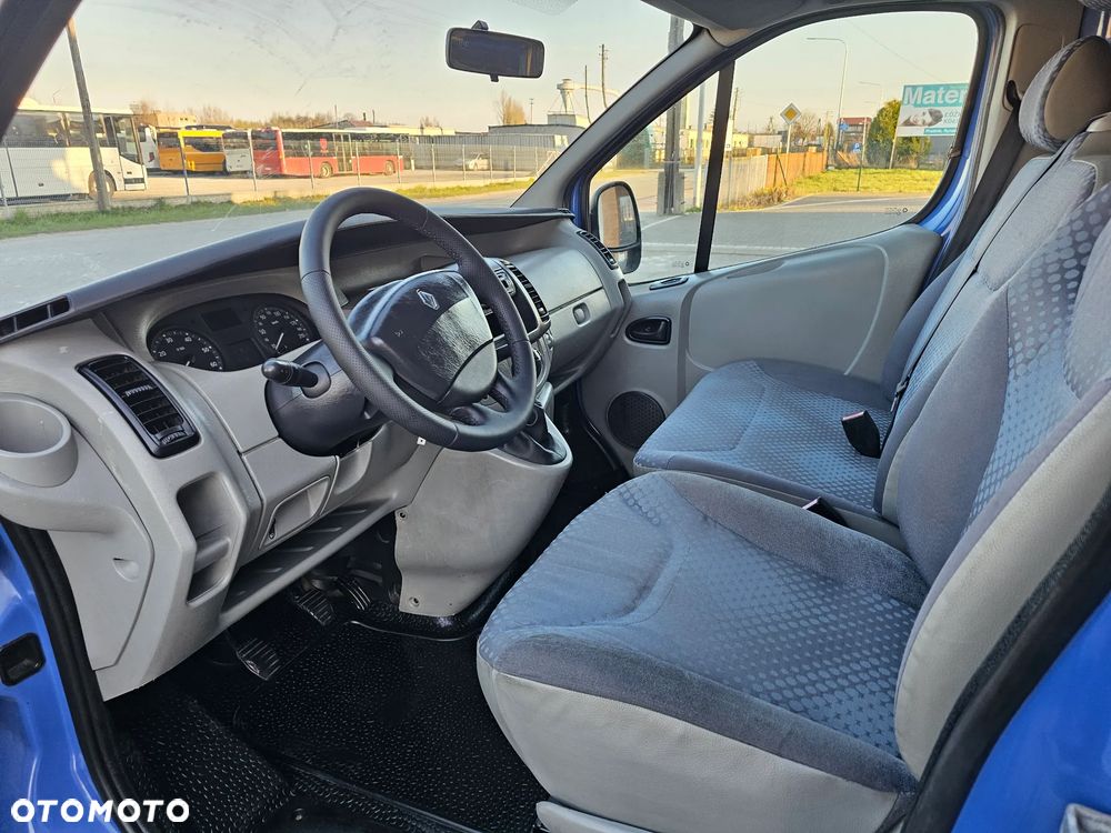 Renault Trafic - 8