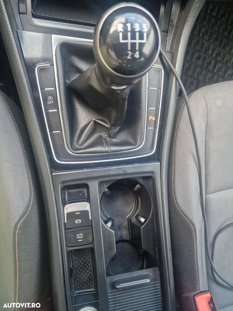 Volkswagen Golf 1.6 TDI BlueMotion Technology Allstar - 10