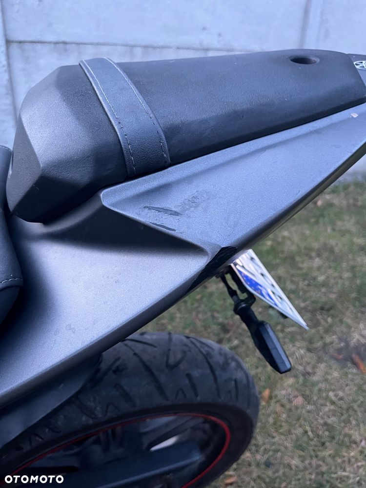 Yamaha R125 - 9