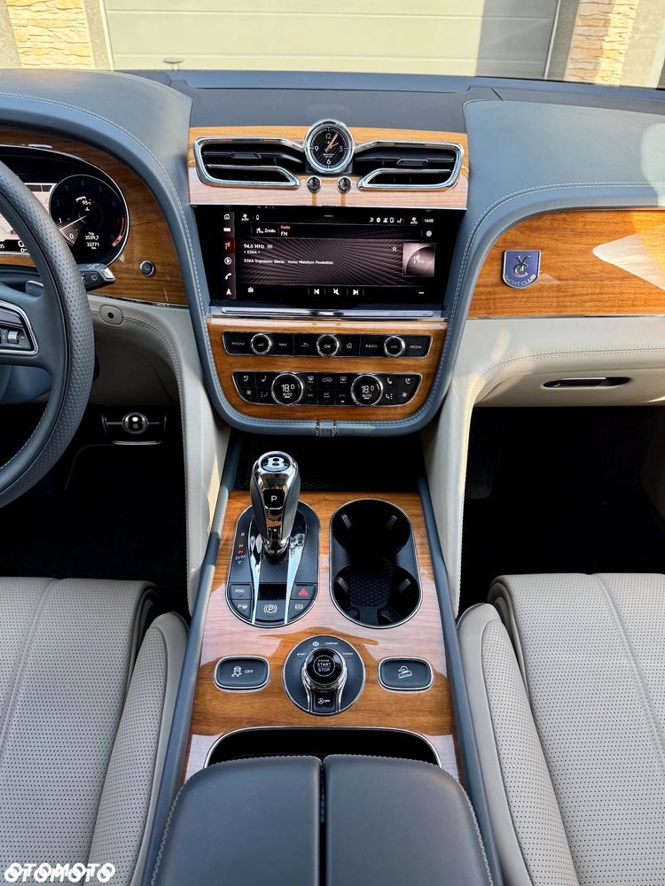 Bentley Bentayga - 15