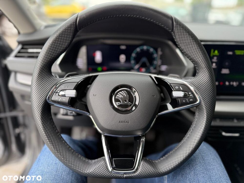 Skoda Octavia - 25