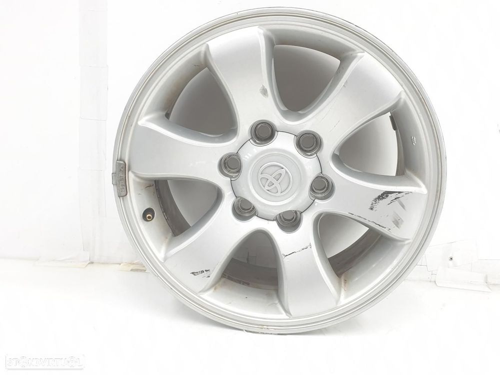 PNEU TOYOTA LAND CRUISER J12 - 1