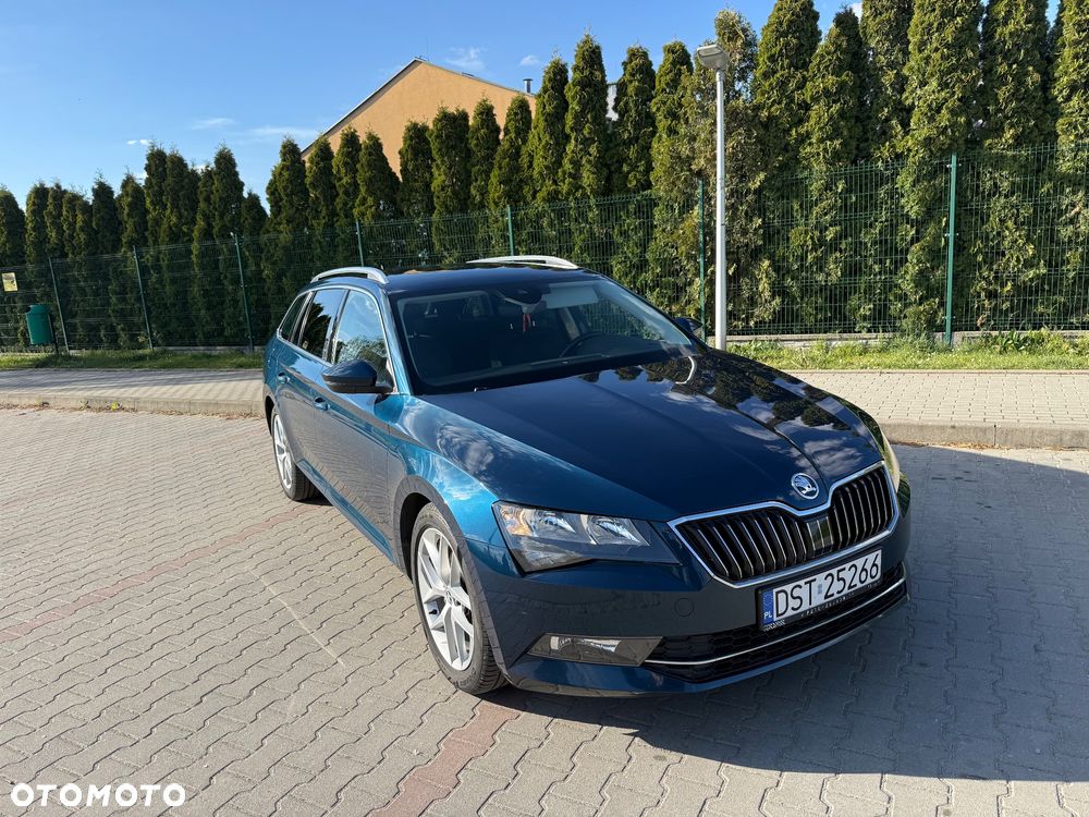 Skoda Superb 2.0 TDI Ambition - 4