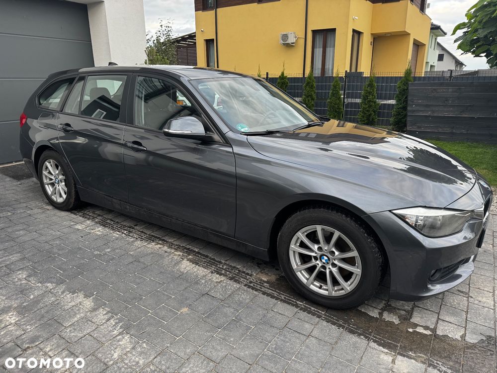 BMW Seria 3 320d - 4