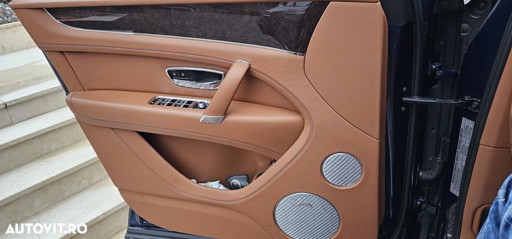 Bentley Bentayga V8 - 12