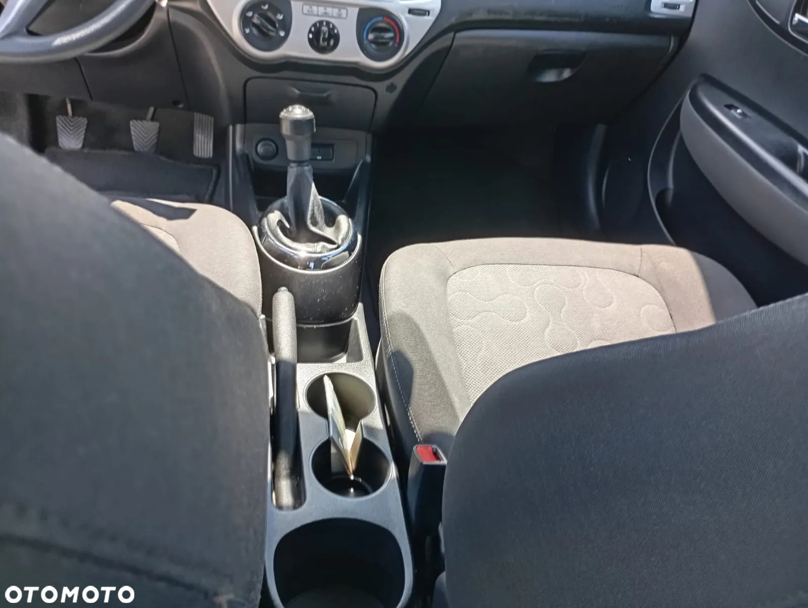Hyundai i20 - 12