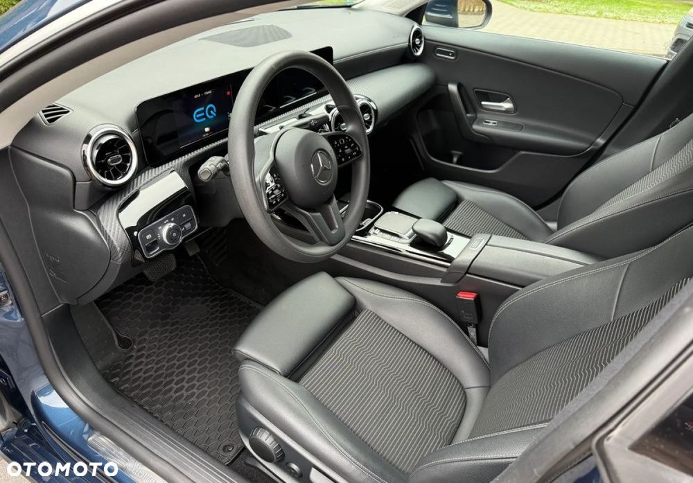 Mercedes-Benz CLA 250 e 8G-DCT Special Edition - 25