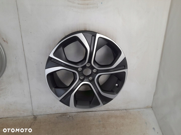 Felga aluminiowa Audi OE A1 8X0 7.5" x 18" 5x100 ET 39