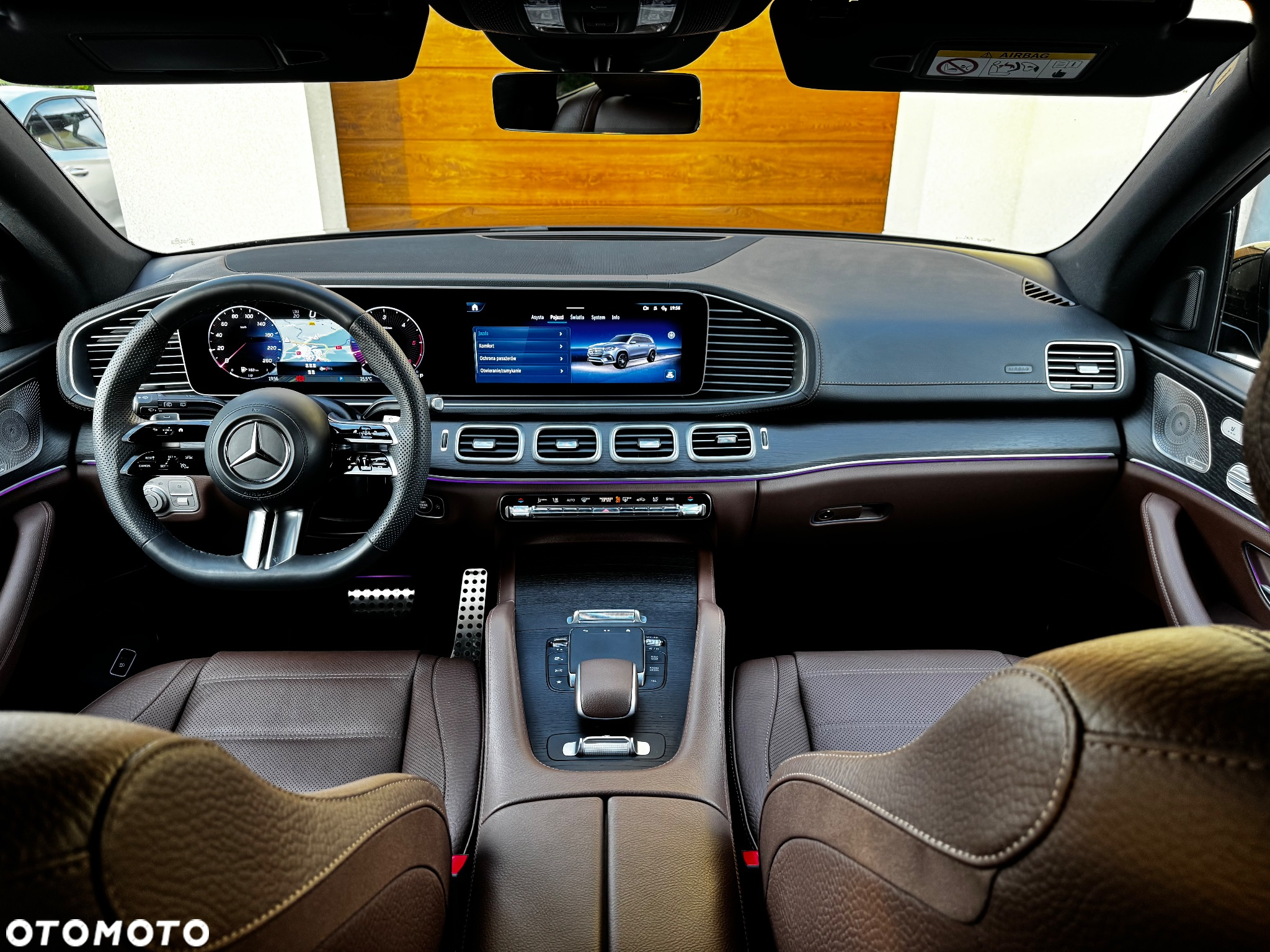 Mercedes-Benz GLS - 26