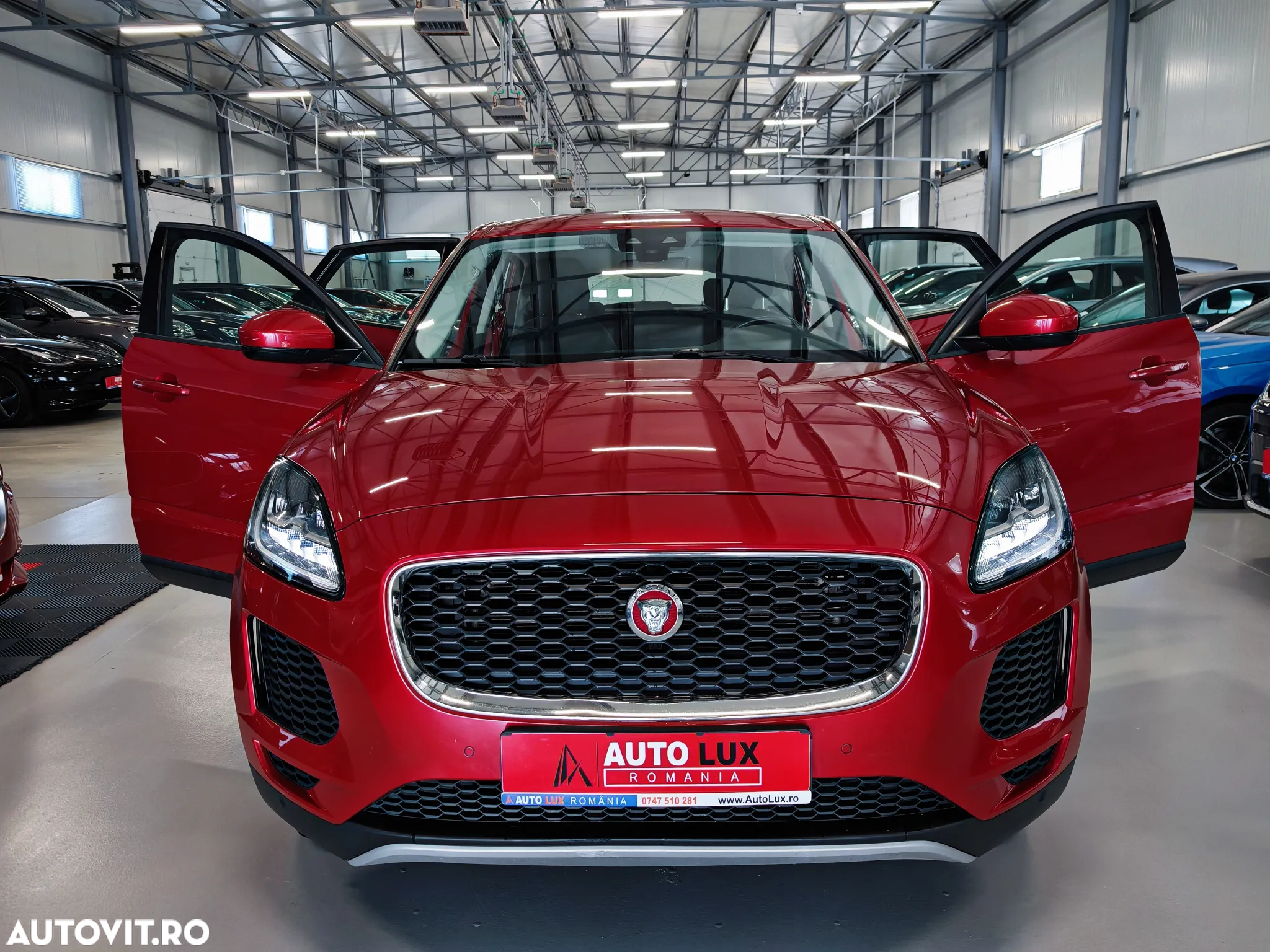 Jaguar E-Pace D150 - 30