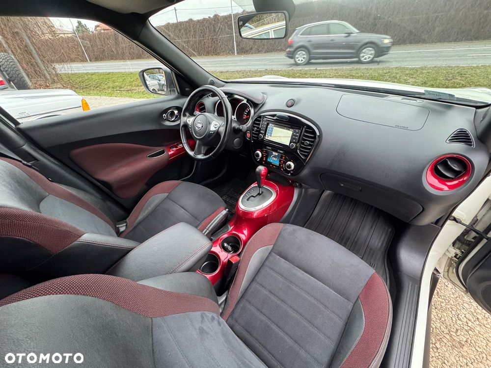 Nissan Juke 1.6 DIG-T Tekna (lea) EU6 - 31