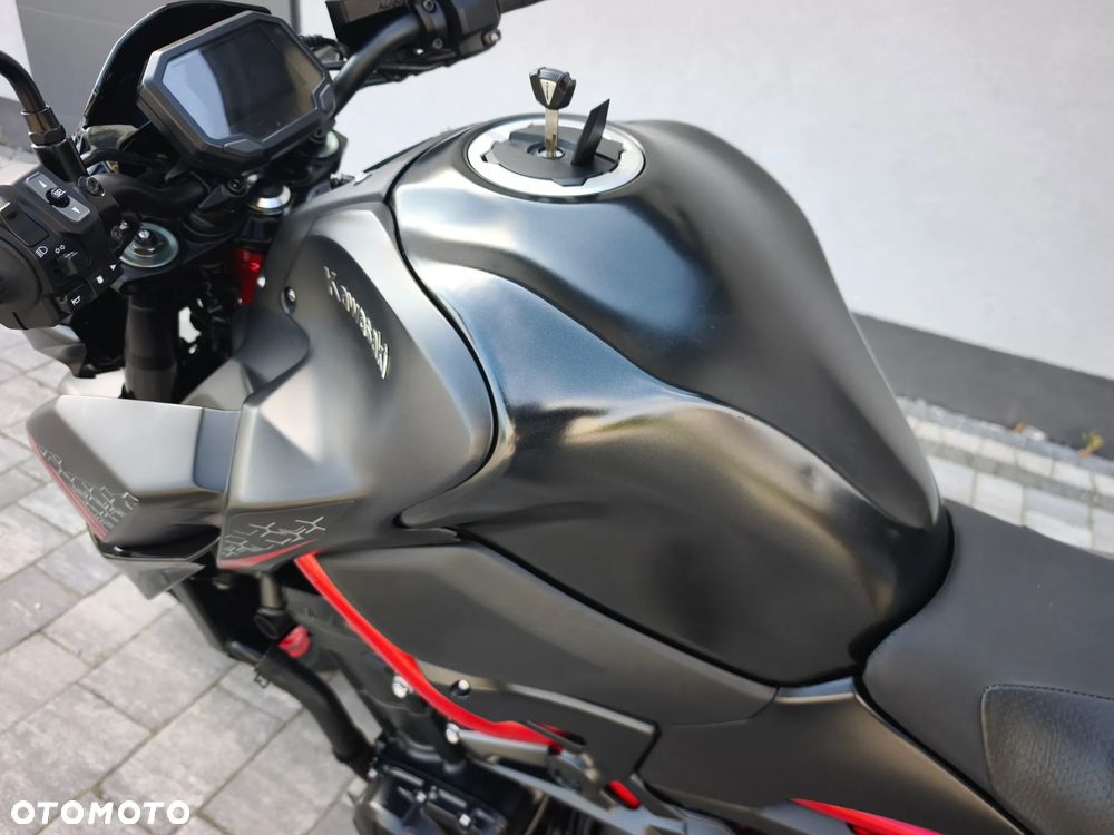 Kawasaki Z 900 - 33