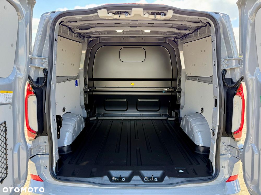 Volkswagen Transporter Furgon Plus - 31