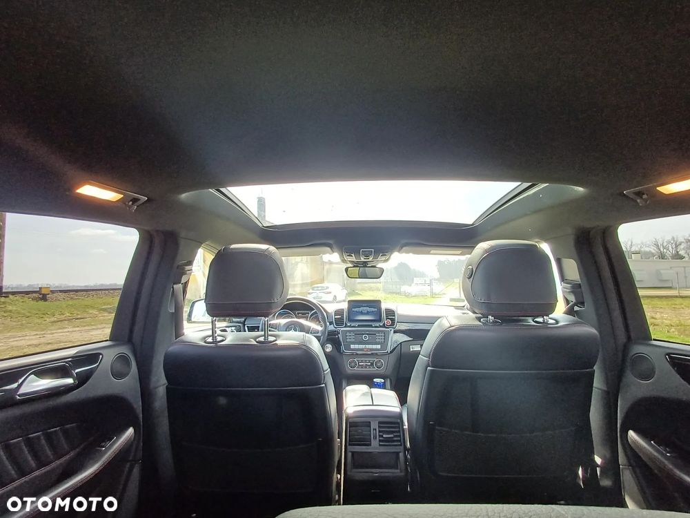 Mercedes-Benz GLE - 21