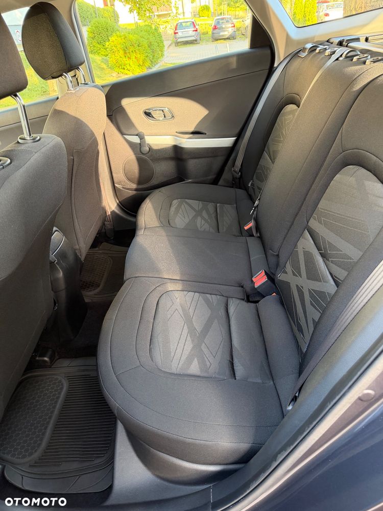 Kia Ceed - 24