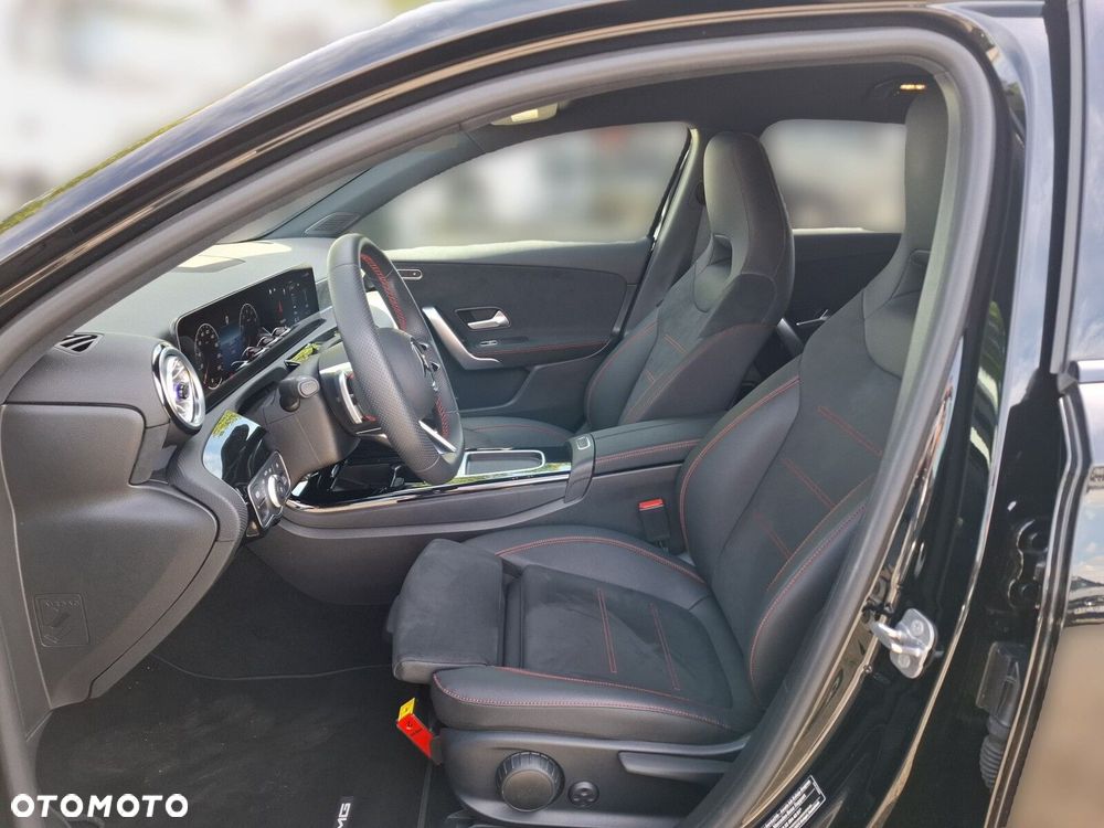 Mercedes-Benz Klasa A 200 AMG Line 7G-DCT - 14