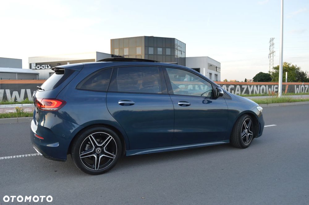 Mercedes-Benz Klasa B 180 AMG Line 7G-DCT - 17
