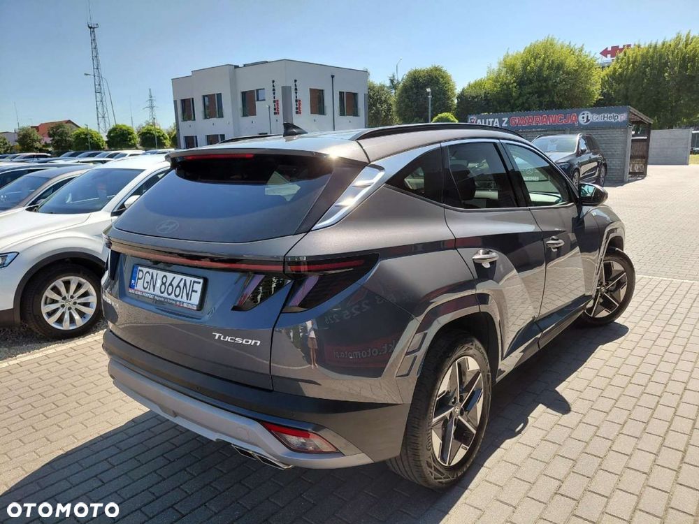 Hyundai Tucson - 8