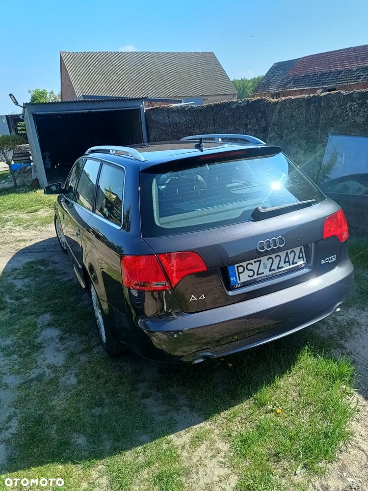 Audi A4 - 8