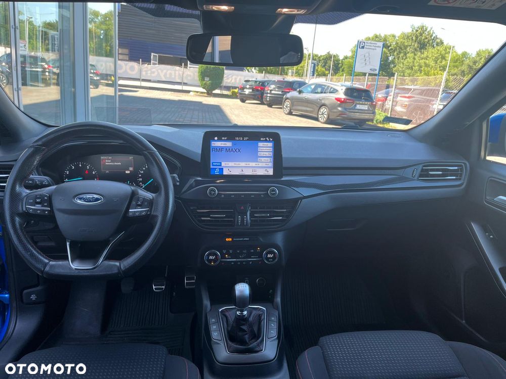 Ford Focus 1.0 EcoBoost ST-Line Business - 24