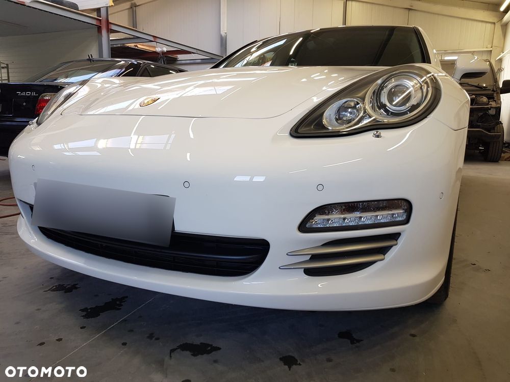 Porsche Panamera 4S - 31