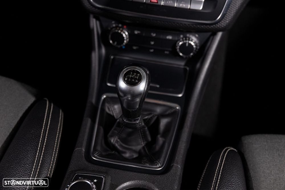 Mercedes-Benz A 180 d Style - 16