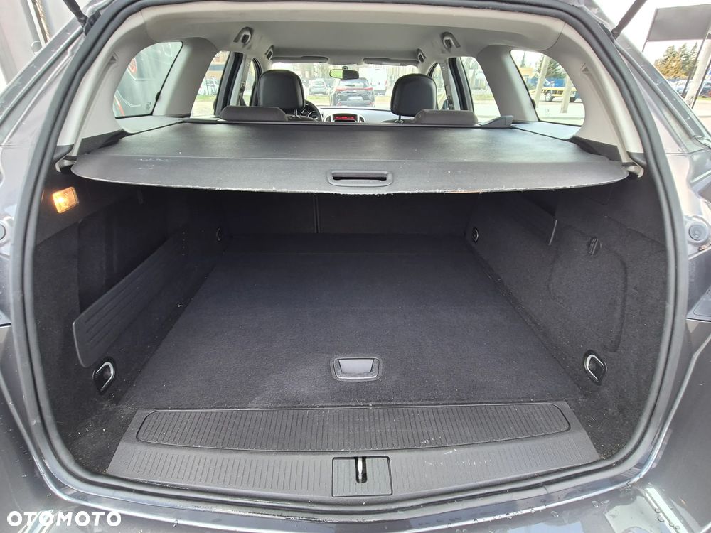 Opel Astra 1.4 Selection - 30