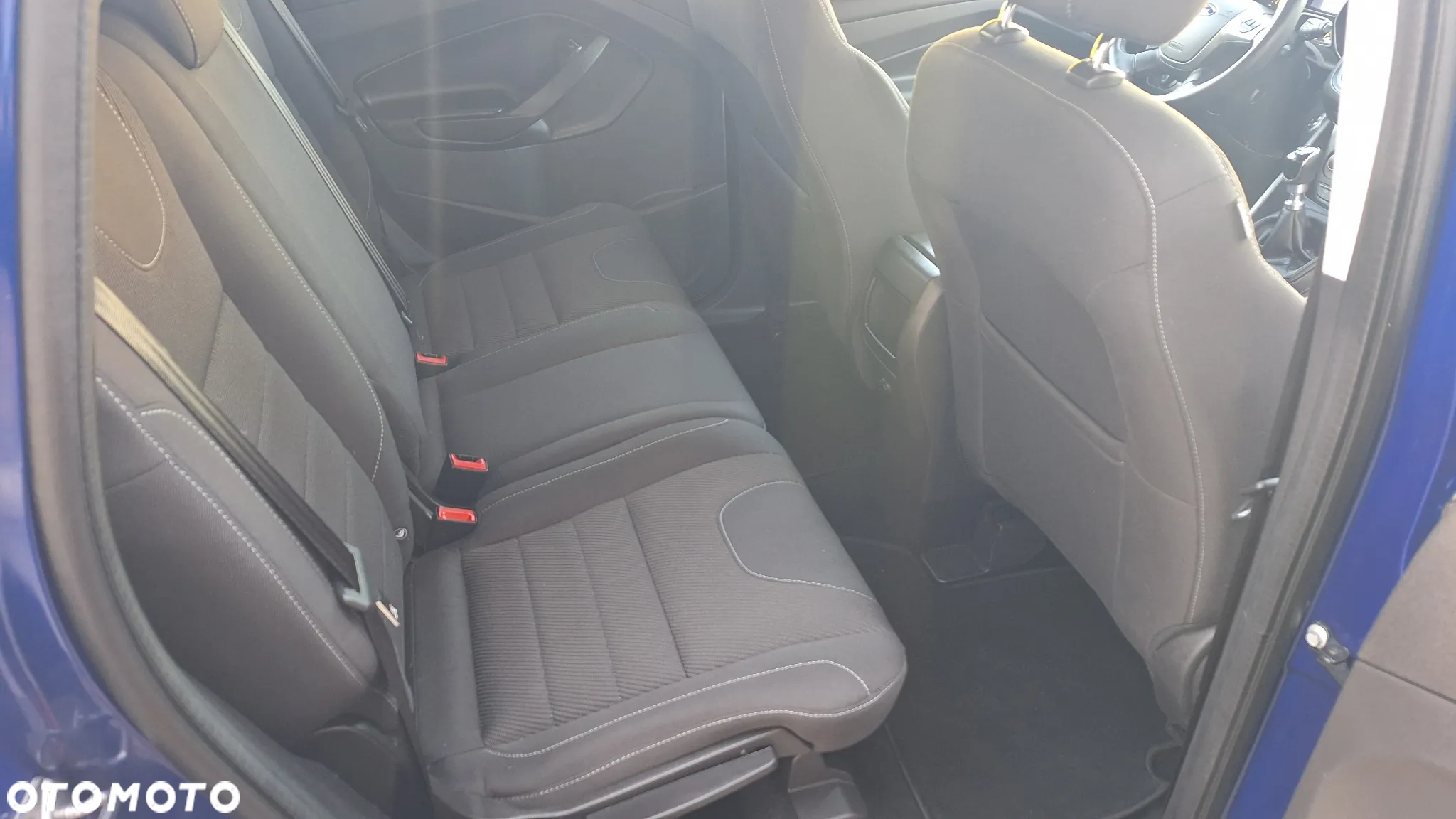 Ford Kuga 1.5 EcoBoost 2x4 Cool & Connect - 13