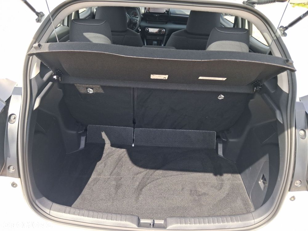 Toyota Yaris Hybrid 1.5 Comfort - 12