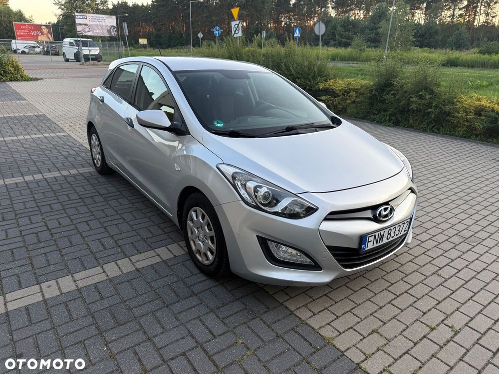 Hyundai i30 1.4 Classic + - 3