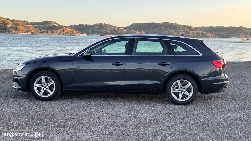 Audi A4 Avant - 22